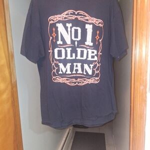 Short-Sleeve Graphic Tee - 'No 1 Olde Man'